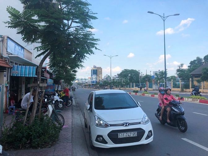 Góc 3 mặt tiền Lê Văn Việt, Tăng Nhơn Phú A, 137tr/m 52591155 Góc 3 mặt tiền Lê Văn Việt, Tăng Nhơn Phú A, 137tr/m