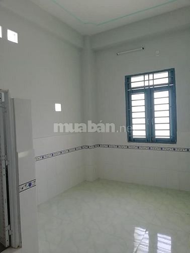 Cho thuê phòng 28m2 đường Nguyễn Cửu Đàm, Quận Tân Phú, thang máy