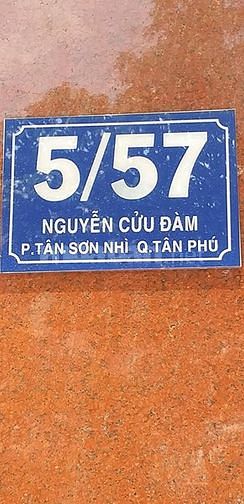 Cho thuê phòng 28m2 đường Nguyễn Cửu Đàm, Quận Tân Phú, thang máy