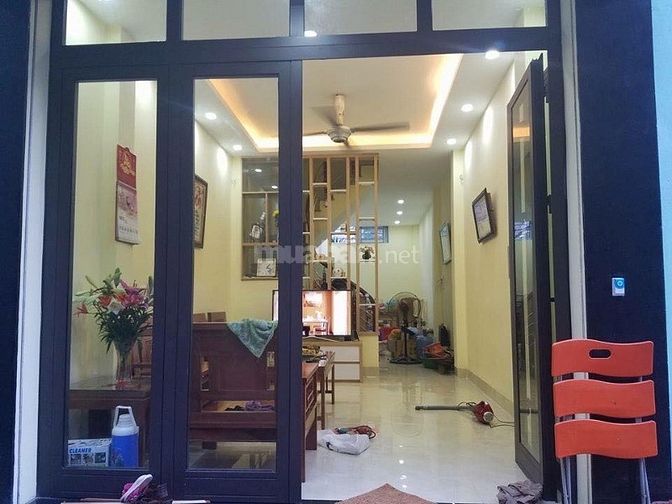 Bán nhà Võng Thị, 43m2, 5 tầng, MT 4m, 6,2 tỷ, nhà đẹp, cách ô tô 5m 52639746 Bán nhà Võng Thị, 43m2, 5 tầng, MT 4m, 6,2 tỷ, nhà đẹp, cách ô tô 5m