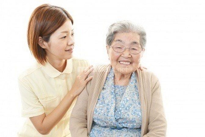Yêu cầu tìm người chăm sóc người già 52667034 Yêu cầu tìm người chăm sóc người già