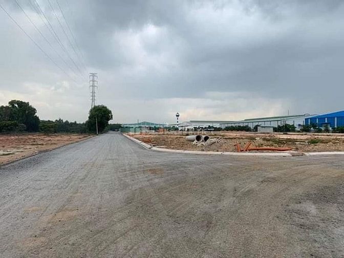 Cấn thanh lý 5 lô đất thuôc thị trấn chơn thành đối diện becamex 52974588 Cấn thanh lý 5 lô đất thuôc thị trấn chơn thành đối diện becamex