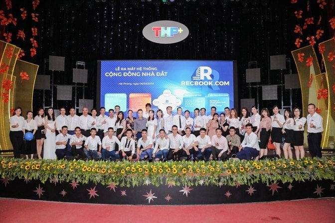 Bán nhà mặt tiền đường Dư Hàng 58m ngang hơn 4m 53451610 Bán nhà mặt tiền đường Dư Hàng 58m ngang hơn 4m