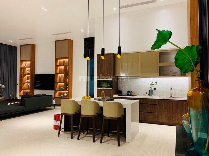 Chuyển nhượng GẤP căn biệt thự mặt biển đang thuê 1,3 tỷ/năm. 53487405 Chuyển nhượng GẤP căn biệt thự mặt biển đang thuê 1,3 tỷ/năm.