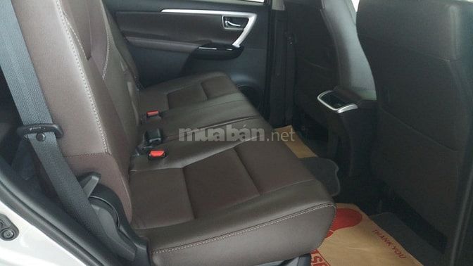 BÁN XE TOYOTA FORTUNER MÁU DẦU SỐ TỰ ĐỘNG MỚI 100%, XE GIAO NGAY 53523270 BÁN XE TOYOTA FORTUNER MÁU DẦU SỐ TỰ ĐỘNG MỚI 100%, XE GIAO NGAY