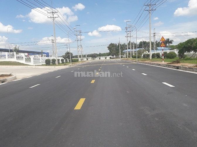 Cho thuê nhà xưởng mặt tiền trục chính trong Khu Công Nghiệp Long Đức 53561460 Cho thuê nhà xưởng mặt tiền trục chính trong Khu Công Nghiệp Long Đức