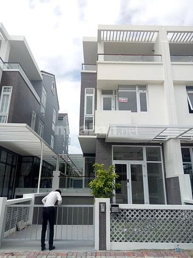 Chỉ với 25 triệu thuê ngay được căn biệt thự cao cấp 140 m2 53604175 Chỉ với 25 triệu thuê ngay được căn biệt thự cao cấp 140 m2
