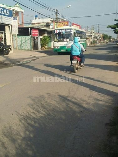 Gốc CHÍNH CHỦ mặt tiền số 3939 ấp 4 Hương Lộ 11 ,Bình Chánh. 53645712 Gốc CHÍNH CHỦ mặt tiền số 3939 ấp 4 Hương Lộ 11 ,Bình Chánh.