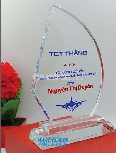 Biểu trưng pha lê, quà tặng vinh danh 53699872 Biểu trưng pha lê, quà tặng vinh danh