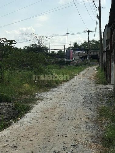 Bán đất mặt tiền QL 1A Bình Chánh 9.100m2 .Gía 93 tỷ TL: 53704229 Bán đất mặt tiền QL 1A Bình Chánh 9.100m2 .Gía 93 tỷ TL: