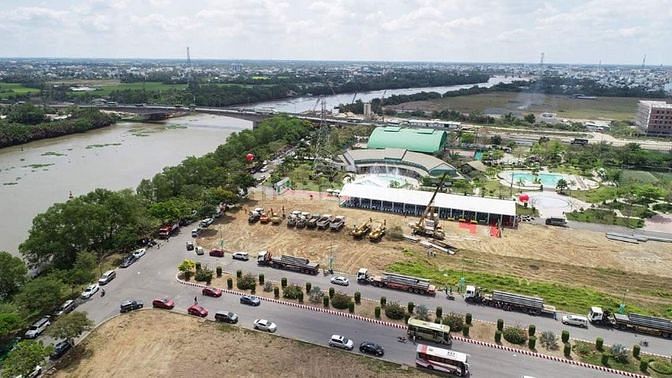 Biệt thự ven sông Vàm Cỏ Tây ngay trung tâm thành phố Tân An. 53781722 Biệt thự ven sông Vàm Cỏ Tây ngay trung tâm thành phố Tân An.