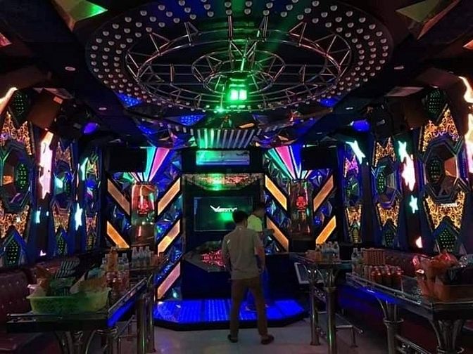 Tuyển Dụng Nhân Viên Phục Vụ Karaoke Lương Cao 53832809 Tuyển Dụng Nhân Viên Phục Vụ Karaoke Lương Cao
