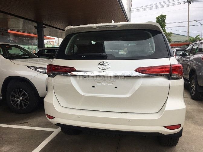 Xe Toyota Fortuner 2.4 Máy Dầu Số Tự Động 2019-Hỗ trợ 50% phí trước bạ 53854740 Xe Toyota Fortuner 2.4 Máy Dầu Số Tự Động 2019-Hỗ trợ 50% phí trước bạ