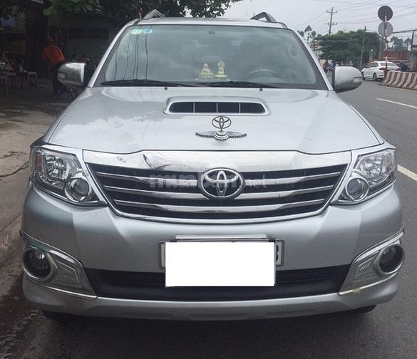 Bán xe nhà cực đẹp Fortuner 2013 số sàn, 1 cầu, máy dầu xe cá nhân 53897128 Bán xe nhà cực đẹp Fortuner 2013 số sàn, 1 cầu, máy dầu xe cá nhân
