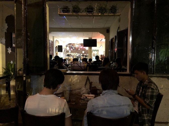 Cần sang gấp quán cafe MT đường Ngô Quyền Q9 (sau lưng Vincom) 53942072 Cần sang gấp quán cafe MT đường Ngô Quyền Q9 (sau lưng Vincom)