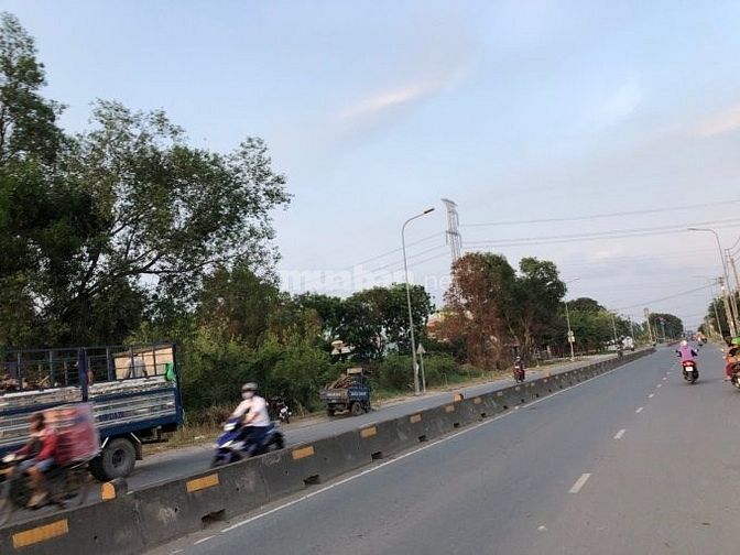 Cần tiền bán gấp vài lô đất MT Nguyễn Hữu Trí , Bình Chánh . SHR 54031531 Cần tiền bán gấp vài lô đất MT Nguyễn Hữu Trí , Bình Chánh . SHR