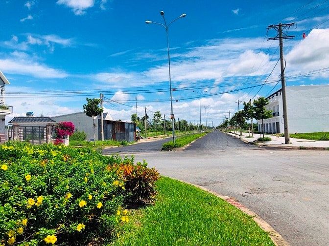 Đất nền sổ đỏ - xây dựng tự do ngay trung tâm thành phố VĨNH LONG 54064388 Đất nền sổ đỏ - xây dựng tự do ngay trung tâm thành phố VĨNH LONG