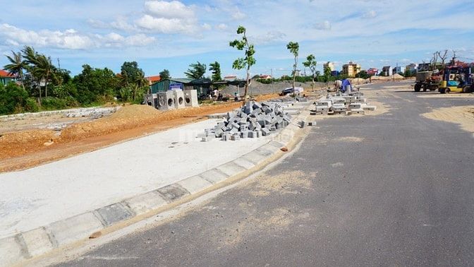 Bán lô góc Lý Nam Đế chỉ với 15tr/m2 ngay TTTP Đồng Hới-Vanus Gardenia 54242212 Bán lô góc Lý Nam Đế chỉ với 15tr/m2 ngay TTTP Đồng Hới-Vanus Gardenia