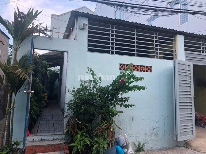 Cần bán căn nhà 2 mặt tiền Lê Văn Việt 54253446 Cần bán căn nhà 2 mặt tiền Lê Văn Việt