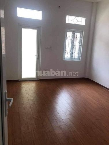 Bán nhà Cầu Giấy 64m2, thoáng, rộng, trung tâm, gần nhiều Trường ĐH 54302920 Bán nhà Cầu Giấy 64m2, thoáng, rộng, trung tâm, gần nhiều Trường ĐH