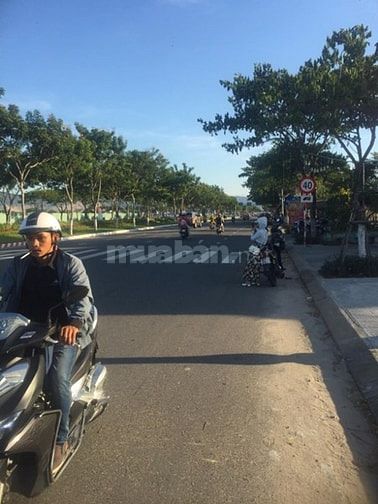Tôi muốn bán nhanh 2 lô đôi đất vĩnh điện 54390355 Tôi muốn bán nhanh 2 lô đôi đất vĩnh điện