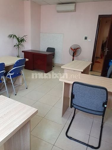 Chính chủ cho thuê văn phòng mặt phố Nguyễn Công Hoan DT 30m2 giá 6,5t 54517884 Chính chủ cho thuê văn phòng mặt phố Nguyễn Công Hoan DT 30m2 giá 6,5t