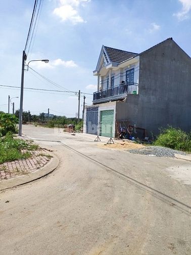 450 triệu - Đất Huyện Hớn Quản 200m² đất ở đô thị, sổ riêng. 54568008 450 triệu - Đất Huyện Hớn Quản 200m² đất ở đô thị, sổ riêng.