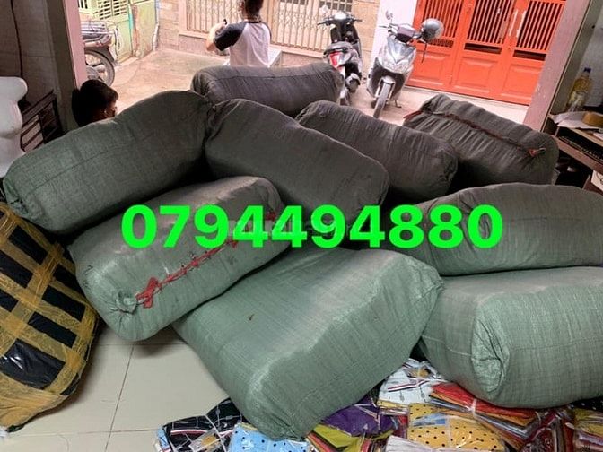 Cần tìm mua hàng nữ số lượng lớn 54572011 Cần tìm mua hàng nữ số lượng lớn
