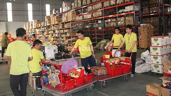 Tuyển 06 phụ kho tại Cầu Tó Thanh Trì. 54593864 Tuyển 06 phụ kho tại Cầu Tó Thanh Trì.