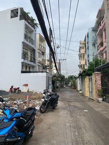 Nhà Nát (dt:4.5x20m_90m2) Mặt Tiền đường Nhánh Phạm Văn Đồng_Q.Thủ Đức 54741829 Nhà Nát (dt:4.5x20m_90m2) Mặt Tiền đường Nhánh Phạm Văn Đồng_Q.Thủ Đức