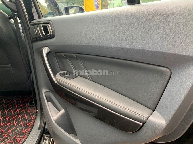FORD EVEREST 2.2L TITANIUM 2017 MÀU ĐEN 54749196 FORD EVEREST 2.2L TITANIUM 2017 MÀU ĐEN