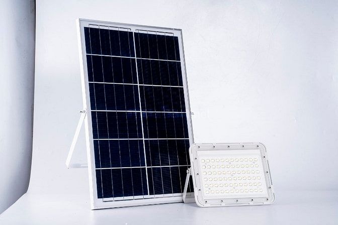 Cung cấp sỉ và lẻ các loại đèn LED 54765859 Cung cấp sỉ và lẻ các loại đèn LED