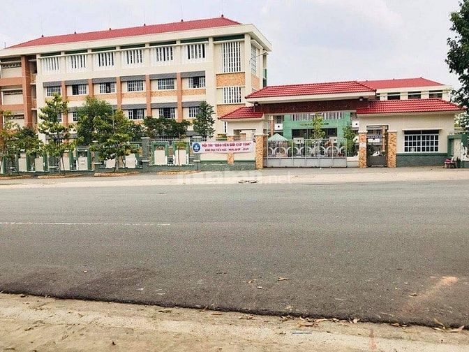 Sang nhanh 16 phòng trọ đang kín phòng ở Khu CN Bình Dương. LH: Thủy 54840873 Sang nhanh 16 phòng trọ đang kín phòng ở Khu CN Bình Dương. LH: Thủy