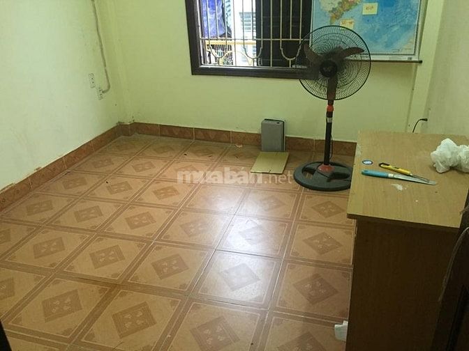 Nhà riêng ngõ vạn kiếp trần hưng đạo  50m2x4 tầng, giá 18tr