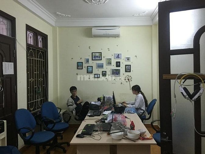 Nhà riêng ngõ vạn kiếp trần hưng đạo  50m2x4 tầng, giá 18tr