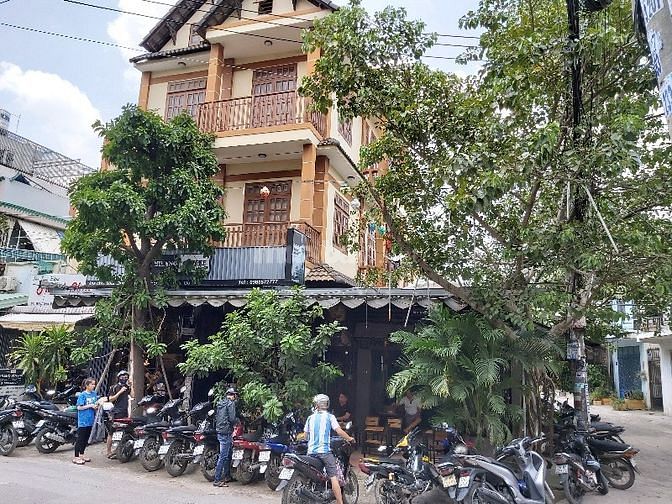 Bán nhà căn góc 2 mặt tiền đang bán quán cafe tại Dương Quảng Hàm 54672288 Bán nhà căn góc 2 mặt tiền đang bán quán cafe tại Dương Quảng Hàm