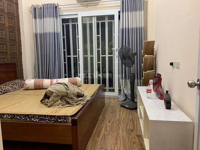 Chính chủ bán gấp nhà 2 mặt thoáng OTO ĐỖ CỬA phố Hoa Bằng 43m, 5 tầng 54870241 Chính chủ bán gấp nhà 2 mặt thoáng OTO ĐỖ CỬA phố Hoa Bằng 43m, 5 tầng