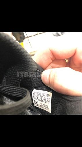 Dư dùng cần bán lại đôi ADIDAS ( còn đẹp ) size 42 54923209 Dư dùng cần bán lại đôi ADIDAS ( còn đẹp ) size 42