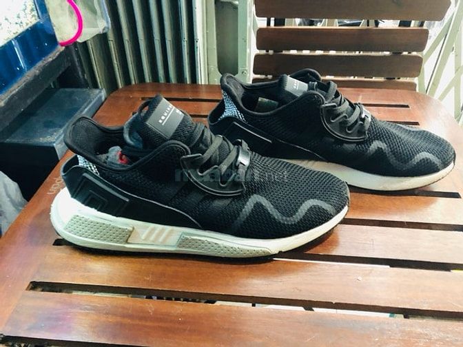 Dư dùng cần bán lại đôi ADIDAS ( còn đẹp ) size 42 54923209 Dư dùng cần bán lại đôi ADIDAS ( còn đẹp ) size 42