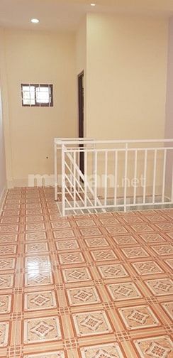 Bán nhà 4x10, gác lửng, đường Đình Phong Phú, Quận 9
