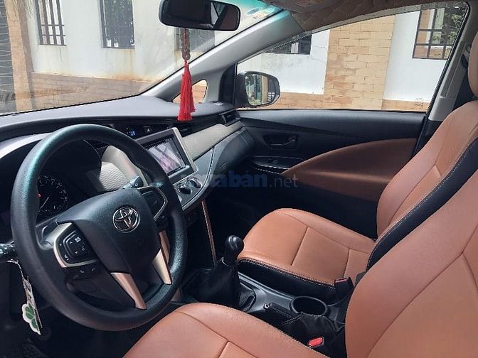 Gia đình cần bán xe Toyota Innova mode 2019, màu xám, còn rất mới 54914187 Gia đình cần bán xe Toyota Innova mode 2019, màu xám, còn rất mới
