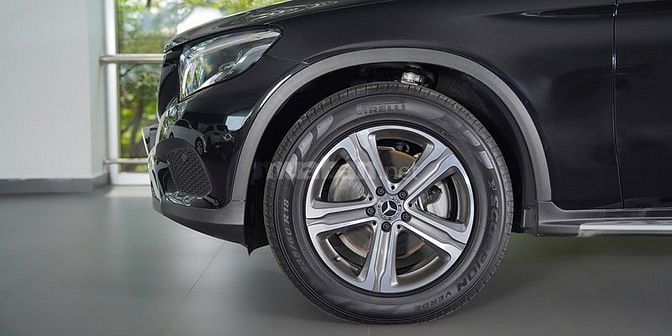 Bán xe Mercedes-Benz GLC200 màu đen mới 99%, dòng sedan giá 1.679 tỷ 53924962 Bán xe Mercedes-Benz GLC200 màu đen mới 99%, dòng sedan giá 1.679 tỷ