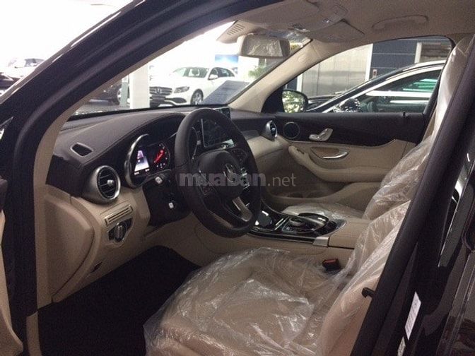 Bán xe Mercedes-Benz GLC200 màu đen mới 99%, dòng sedan giá 1.679 tỷ 53924962 Bán xe Mercedes-Benz GLC200 màu đen mới 99%, dòng sedan giá 1.679 tỷ