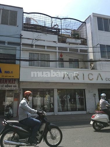 Nhà MT đ. Số 5. DT 11,07X40. Trống suốt 55220563 Nhà MT đ. Số 5. DT 11,07X40. Trống suốt