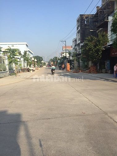Bán gấp lô đất có vị trí tuyệt đẹp 55251111 Bán gấp lô đất có vị trí tuyệt đẹp