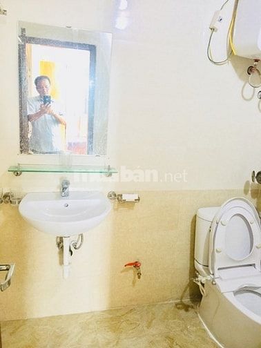 Cho thuê căn hộ tầng 6 chung cư mini có thang máy ngõ 75 đường Hồng Hà 53123592 Cho thuê căn hộ tầng 6 chung cư mini có thang máy ngõ 75 đường Hồng Hà