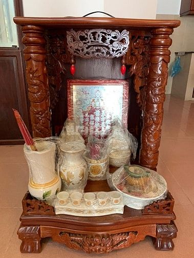 Bàn thờ ông địa dư dùng cần bán 55331546 Bàn thờ ông địa dư dùng cần bán