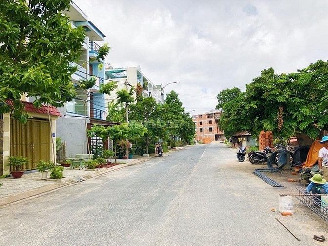 Đất nền bình chánh đang sôi sục với làng du lịch sinh thái tên lửa 2 55321238 Đất nền bình chánh đang sôi sục với làng du lịch sinh thái tên lửa 2