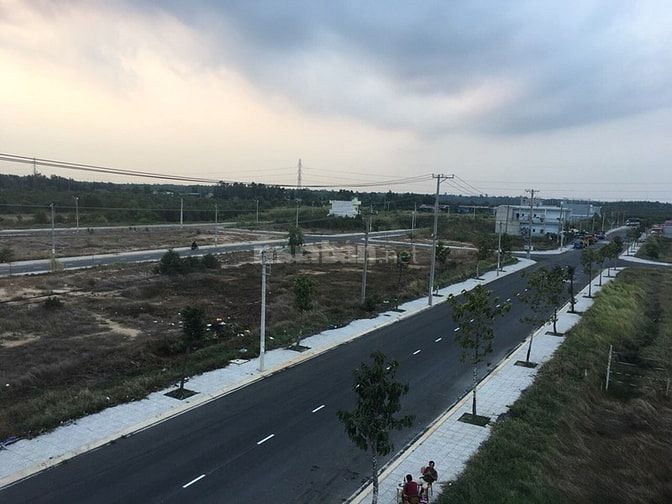 Bán đất nền phân lô MT Quốc Lộ22, gần bệnh viện Xuyên Á, giá 650tr/nền 55326617 Bán đất nền phân lô MT Quốc Lộ22, gần bệnh viện Xuyên Á, giá 650tr/nền