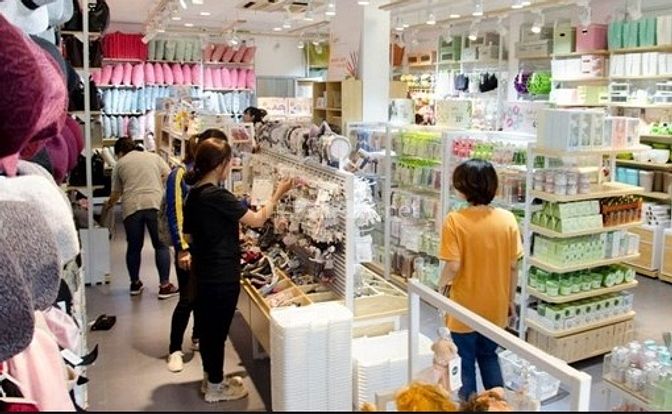 Sang mặt bằng phụ kiện 80m2 mặt tiền Lý Thái Tổ, Q10 55400082 Sang mặt bằng phụ kiện 80m2 mặt tiền Lý Thái Tổ, Q10